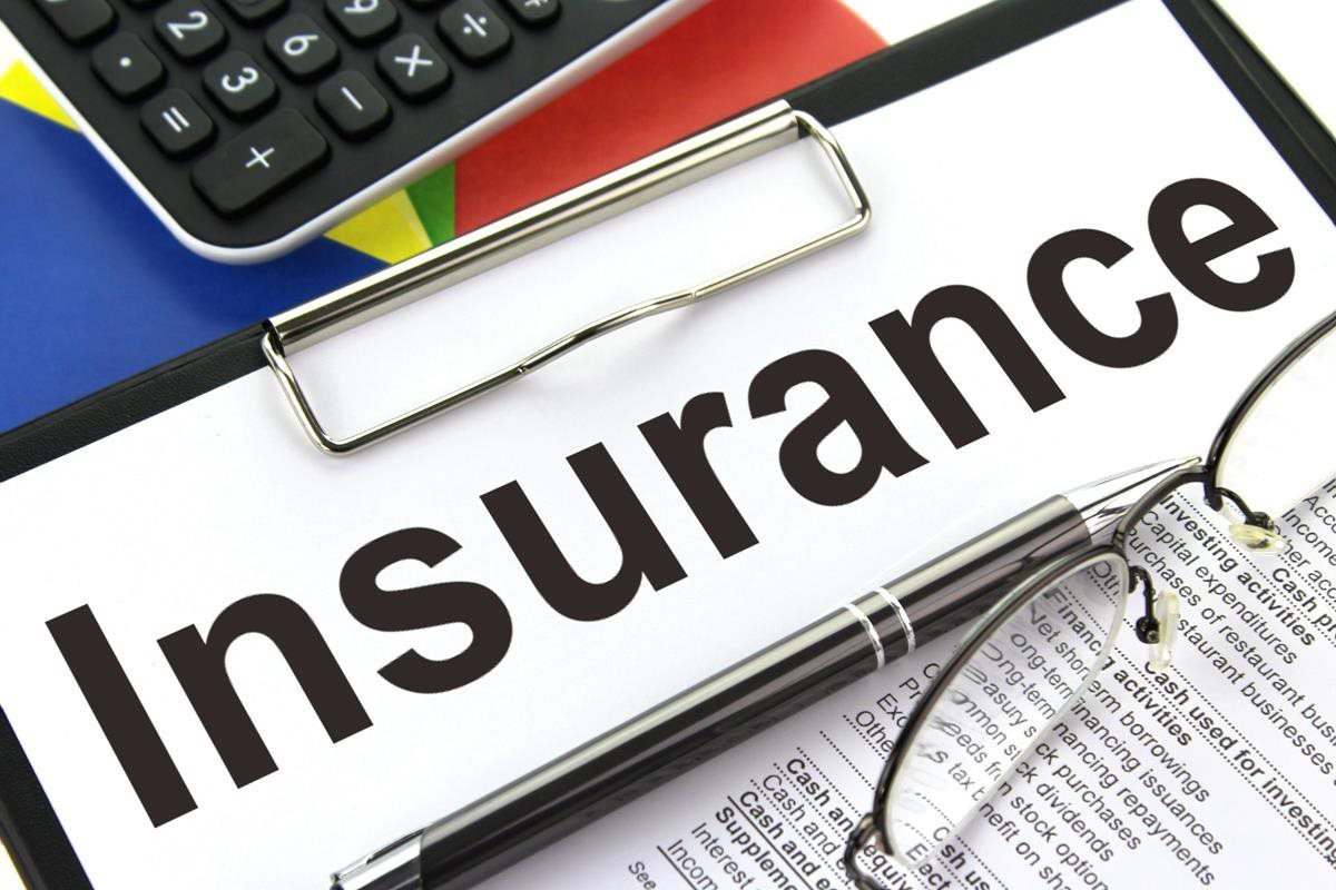 Có nên mua bảo hiểm nhân thọ khi kinh tế suy thoái?